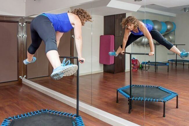 Фитнесджампинг как прыжки на батуте помогут похудеть
